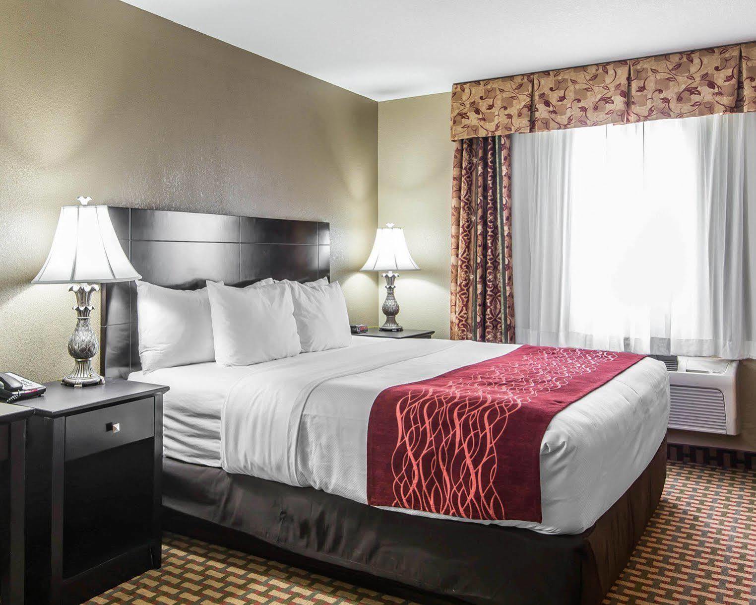 Comfort Inn & Suites Kansas City Downtown Εξωτερικό φωτογραφία