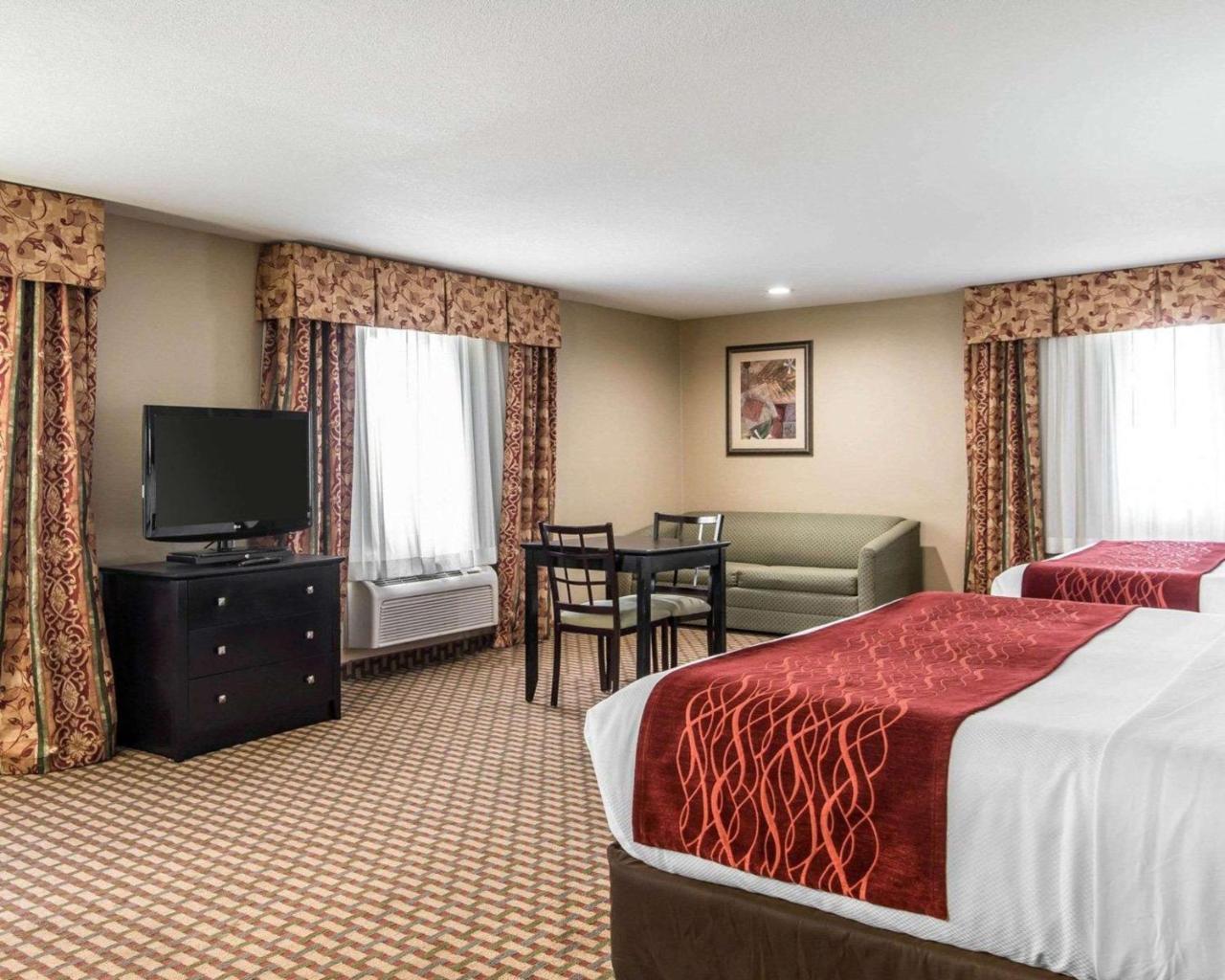 Comfort Inn & Suites Kansas City Downtown Εξωτερικό φωτογραφία