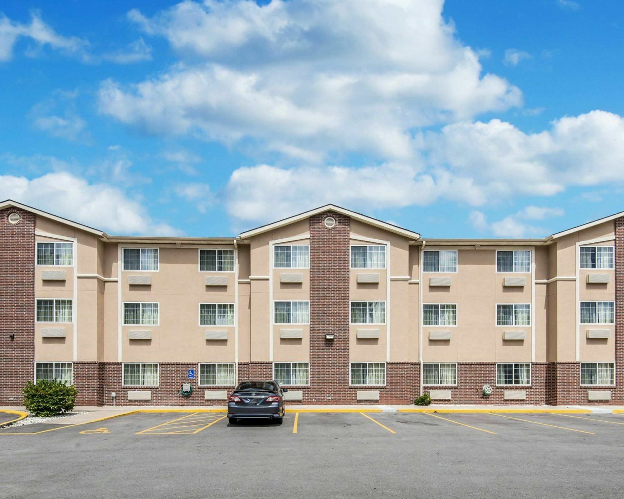 Comfort Inn & Suites Kansas City Downtown Εξωτερικό φωτογραφία