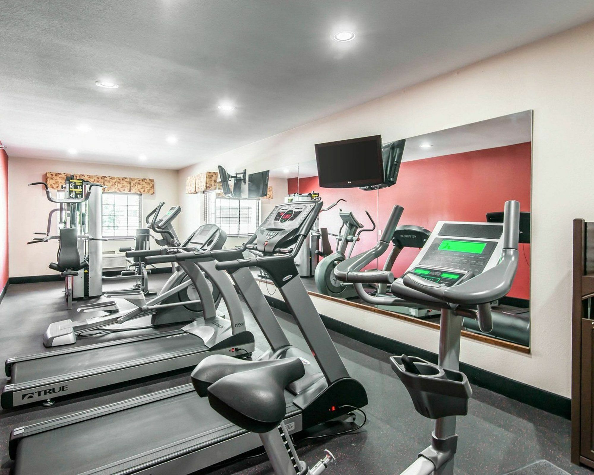 Comfort Inn & Suites Kansas City Downtown Εξωτερικό φωτογραφία