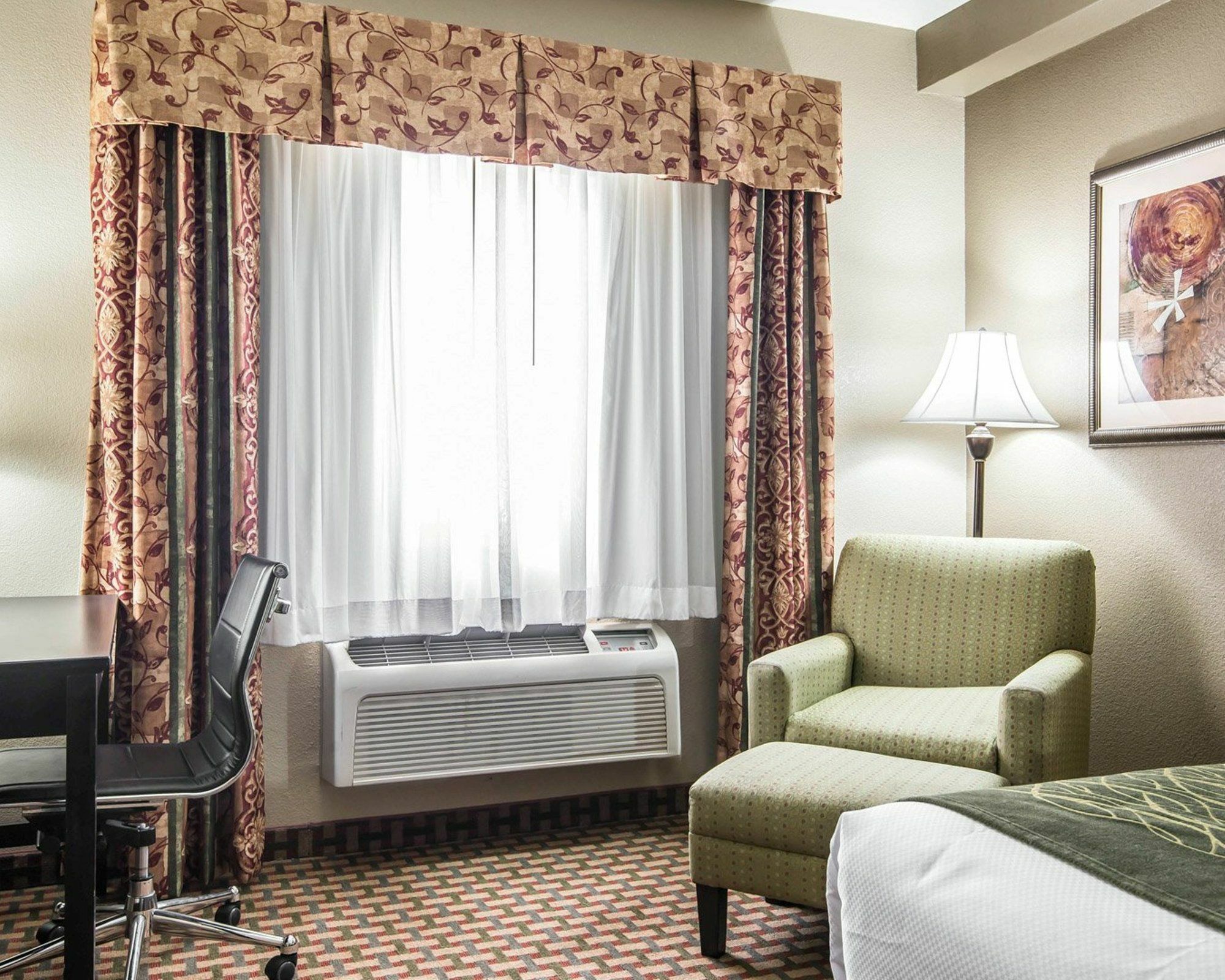 Comfort Inn & Suites Kansas City Downtown Εξωτερικό φωτογραφία